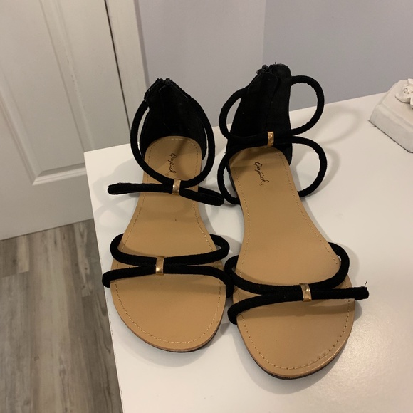 NWOT Black Suede Sandals - Picture 2 of 5